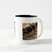 Klarinette Musikinstrument mit Notation Zweifarbige Tasse (VorderseiteRechts)