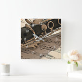 Klarinettenschließung Quadratische Wanduhr (Zuhause)