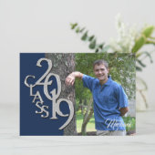 Klasse 2019 Foto Abschluss Blue Silver Einladung (Stehend Vorderseite)
