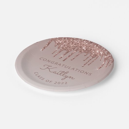 Klasse 2022 Rose Gold Glitzer Tropfen Abschluss Pappteller (Schrägansicht)