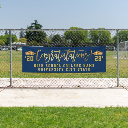 KLASSE 2022 - Zeremonie zum Abschluss von Custom S Banner (Insitu)