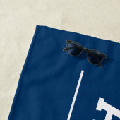 Klasse 2023 Navy Blue Personalisiert Graduate Name Strandtuch (Beispiel)