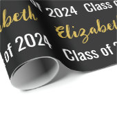 Klasse 2024 und Name des Absolventen Schwarz-weiße Geschenkpapier (Rolleneckpunkt)