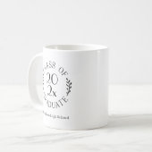 Klasse 2025 Emblem School Name Abschluss Kaffeetasse (Vorderseite Links)