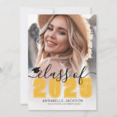 Klasse 2025 Gelber Graduate Foto Abschluss Einladung (Vorderseite)