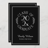 Klasse 2025 Graduate Name Chic Emblem Black Ankündigung (Vorne/Hinten)