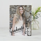 Klasse 2025 Moderner Foto High School Abschluss Ankündigung (Stehend Vorderseite)