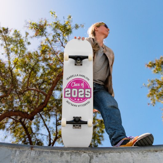 Klasse 2025 Rosa Graduate Name Skateboard (Außenbereich 1)