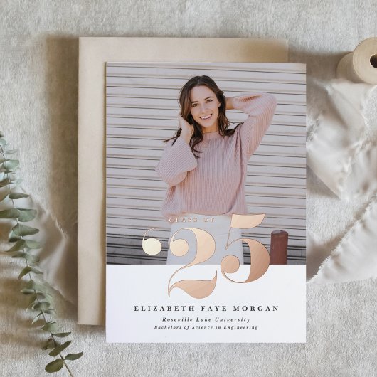 Klasse 2025 Typografie Foto Abschluss Pink Folieneinladung