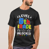 Klasse 6 freigeschaltet T-Shirt (Vorderseite)