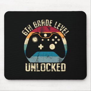 Klasse 6 freigeschaltet Zurück zur Schule Erster T Mousepad