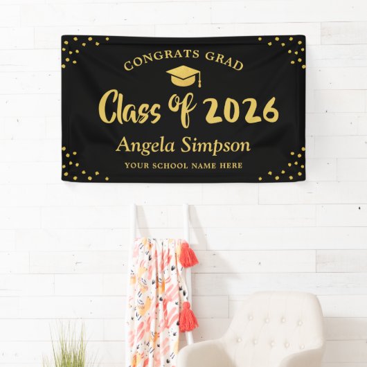 Klasse der 2026 Gold Brush Script Graduation Party Banner (Insitu)