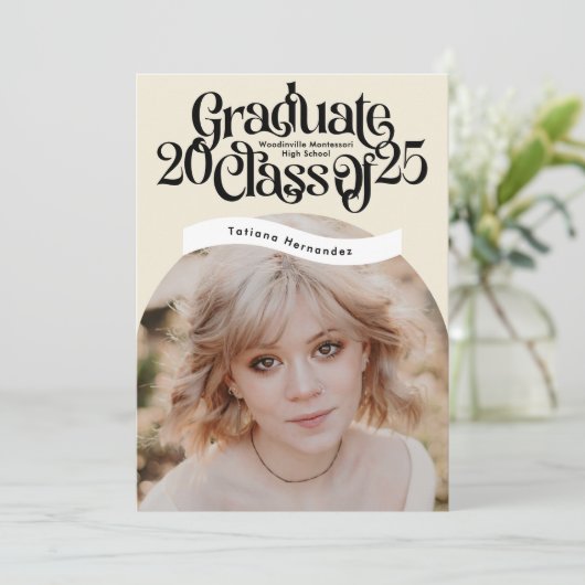 Klasse der Ankündigung eines Hochschulabschlusses  (Stehend Vorderseite)