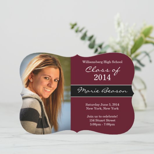 Klasse der Einladung zum Maroon-Abschluss 2014 (Stehend Vorderseite)
