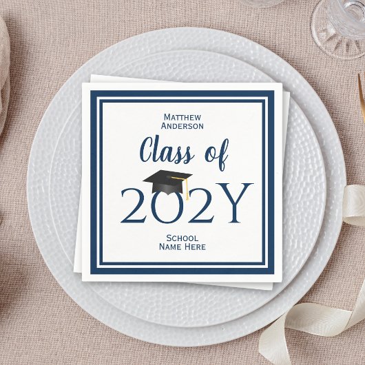 Klasse der Elegant Navy Blue Graduation Party 2024 Serviette