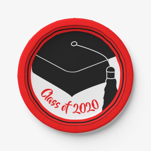 Klasse der Grad Cap Red und Black 2024 Pappteller (Vorderseite)