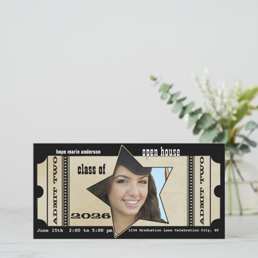 Klasse der Graduierungspartei ÖFFENTLICHE HÄUSER E (Stehend Vorderseite)