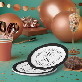 Klasse der schwarzen Grenze mit Graduate Typografy Pappteller