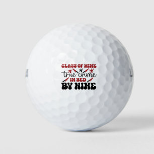 Klasse der weinechten Kriminalität im Bett um neun Golfball