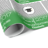 Klasse des 2017 Zickzack-grünen personalisierten Geschenkpapier (Rolleneckpunkt)