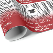 Klasse des 2017 Zickzack-roten personalisierten Geschenkpapier (Rolleneckpunkt)