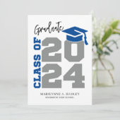 Klasse des blauen und grauen Abschlusses 2024 Einladung (Stehend Vorderseite)