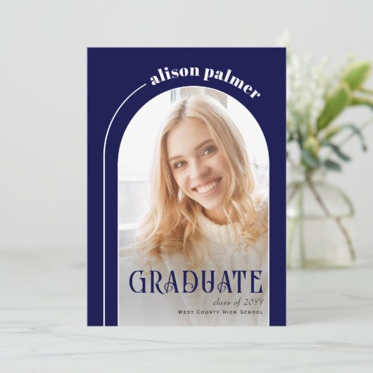 Klasse des Fotos "GRADUATE arch marine blue 2025" Ankündigung (Stehend Vorderseite)