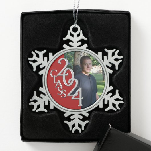 Klasse des Roten Abschlusses 2024 Schneeflocken Zinn-Ornament (Box)