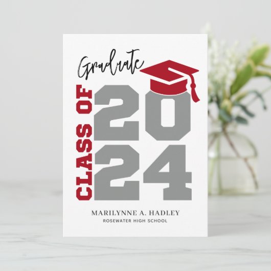 Klasse des roten und grauen Abschlusses 2024 Einladung (Stehend Vorderseite)