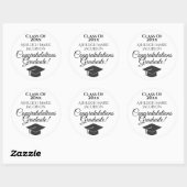 Klasse Glückwunsch Graduate! Schwarz und Weiß Runder Aufkleber (Blatt)