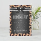 Klasse Leopard Print Black Ribbon Housewarming Einladung (Stehend Vorderseite)