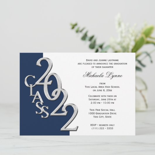 Klasse von 2022 Grad Silver mit Farboptionsinvit Einladung (Stehend Vorderseite)