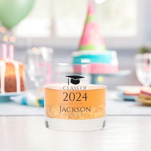 Klasse von 2024 Graduate Custom Whiskey Glass Whiskyglas (Insitu (Geburtstag))