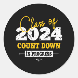 Klasse von 2024 zählen Spaß Grad 2022 Erster Tag J Runder Aufkleber