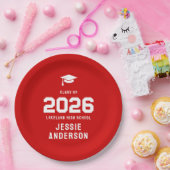 Klasse von 2026 Abschlussdesign in fettrot Pappteller (Party)