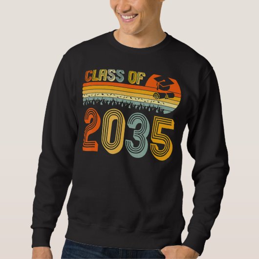 Klasse von 2035 wird mit mir vor dem Abschluss Vin Sweatshirt (Vorderseite)