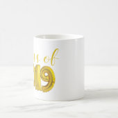 Klasse von Gold 2019 steigt Tasse für Absolvent im (Mittel)