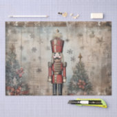 Klassik mit Drehung: Edgy Nutcracker Tissue Seidenpapier (Handwerk)