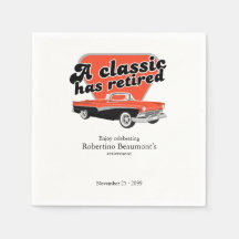 Klassiker hat Rotes Auto Ruhestandsparty