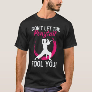 Klassiker Lass dich nicht vom Pferdeschwanz täusch T-Shirt