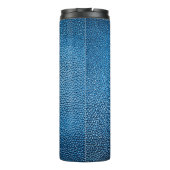 Klassisch blaue Lederhintergrundtextur Closeup.bl Thermosbecher (Rückseite)