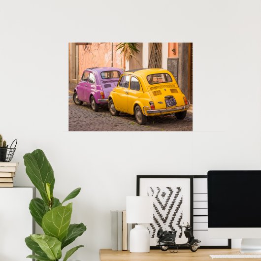 Klassisch italienische Fiat 500 Autos in Rom Itali Poster (Heimbüro)