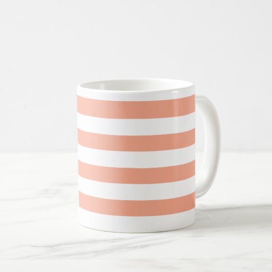 Klassisch Pfirsichrosa und weiß, horizontal gestre Kaffeetasse (VorderseiteRechts)