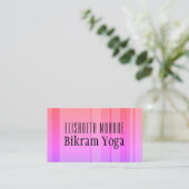 Klassisch rosa gestreifter Bikram Yoga Lehrer Visitenkarte (Stehend Vorderseite)