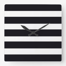 Klassisch schlicht, schwarz und weiß gestrichen Mo