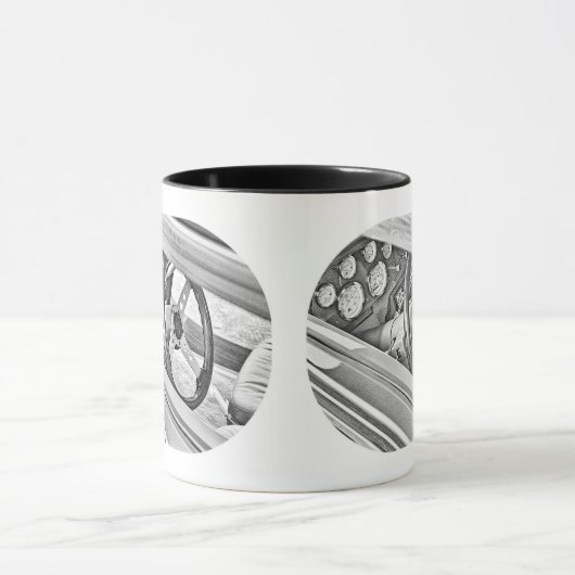 Klassische Autoansicht im Fahrerfenster - zwei Sei Tasse (Zentrum)