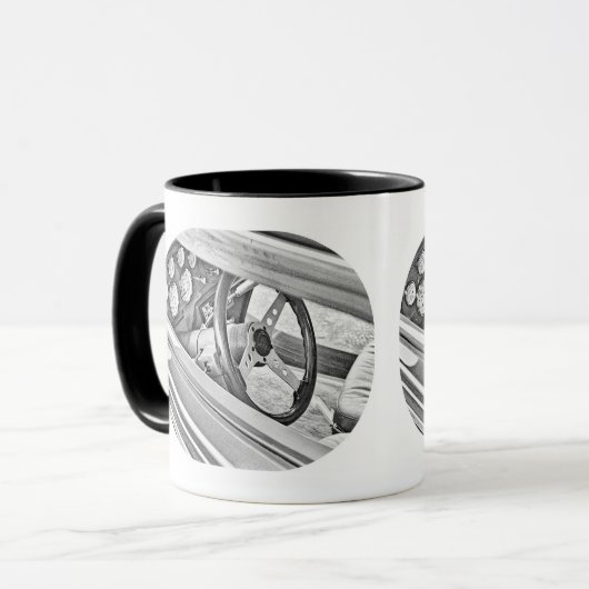 Klassische Autoansicht im Fahrerfenster - zwei Sei Tasse (Vorderseite Links)