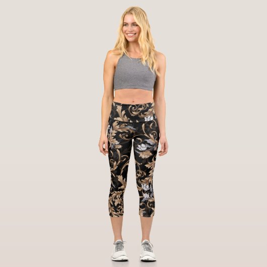 Klassische barocke Blume: schwarzer Hintergrund. Capri Leggings (Vorderseite)