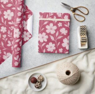 Klassische Blätter Blumenmuster auf dunkelrosa Geschenkpapier