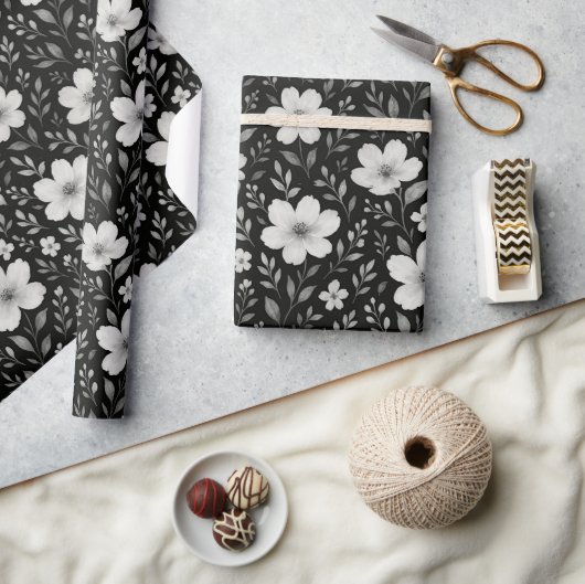 Klassische Blätter Blumenmuster auf Grau Schwarz Geschenkpapier (Kunsthandwerk)